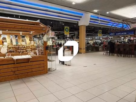 location commerce 51 m² à 639 m²