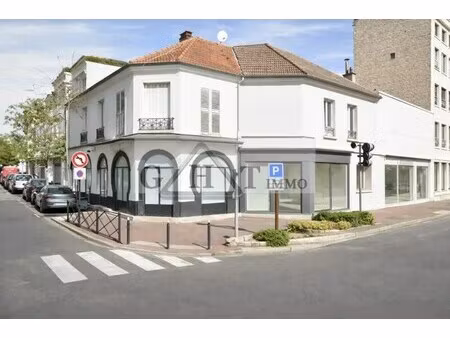 location commerce saint maur des fosses 94100 926m²
