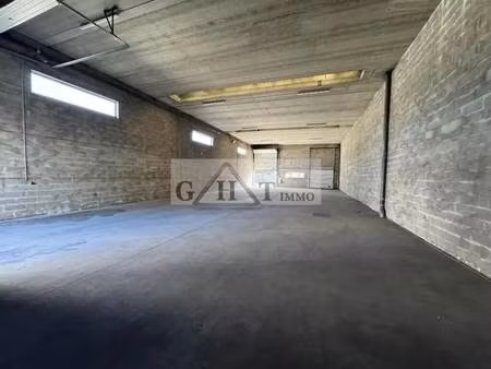 location entrepôt 120 m² à 540 m²