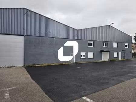 location local d'activités 800 m² à 5 637 m²