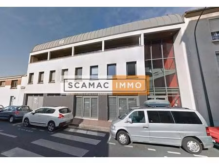 location local d'activités 727 m²