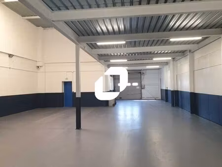 location local d’activités orly 94310 368m²
