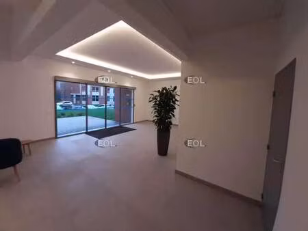 location bureaux 80 m²