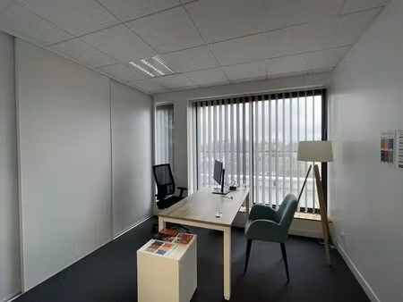 location bureaux 140 m²