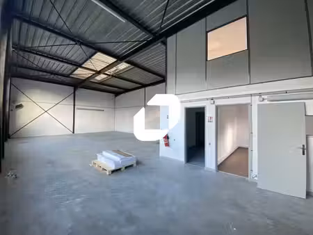 location local d’activités saint-ouen-l’aumone 95310 195m²