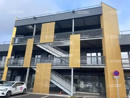 location bureaux 105 m² à 1 090 m²