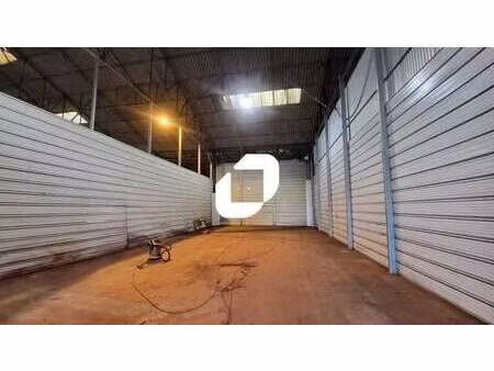 location entrepôt begles 33130 210m²