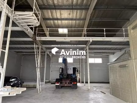 location entrepôt 667 m²