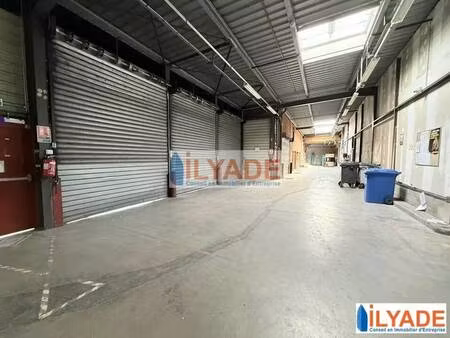 location entrepôt 797 m²