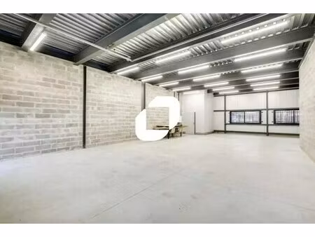 location local d’activités bois d arcy 78390 300m² à 600m²