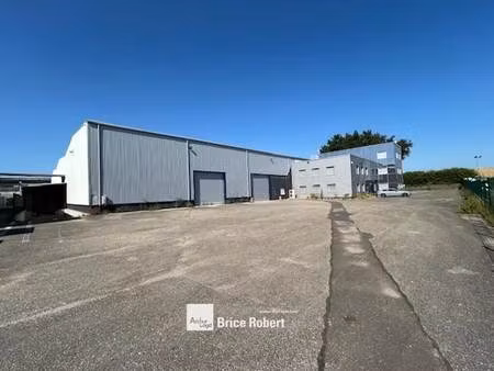 location local d'activités 3 603 m²