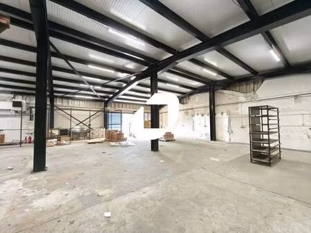 location local d’activités neuilly plaisance 93360 325m²