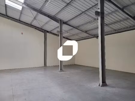 location local d’activités pessac 33600 368m²