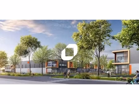 location local d'activités 384 m² à 6 211 m²