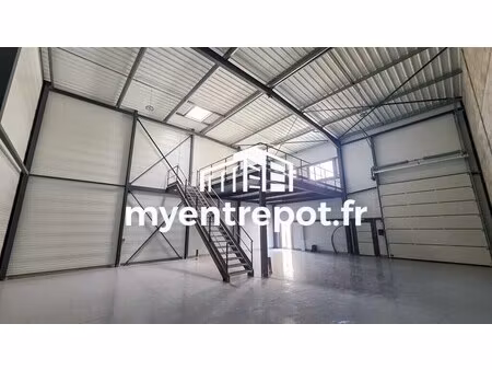 location local d'activités 230 m²