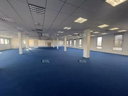 location bureaux 60 m² à 513 m²