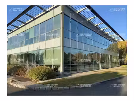 location bureaux 124 m² à 367 m²