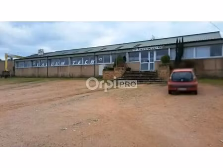location entrepôt domerat 03410 420m²