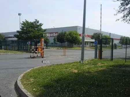location entrepôt lagny le sec 60330 3800m²