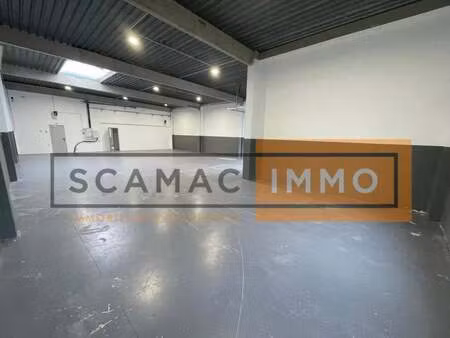 location entrepôt 385 m²