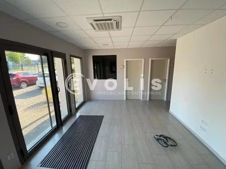 location local d'activités 545 m²