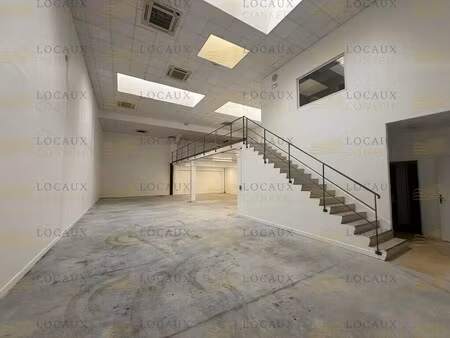 location local d’activités ennery 95300 410m²