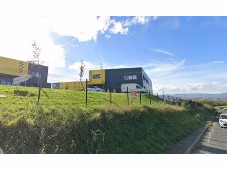 location local d'activités 538 m²