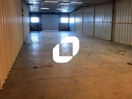 location local d'activités 225 m² à 450 m²