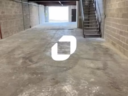 location local d'activités 270 m²