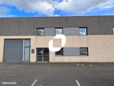 location local d'activités 350 m²