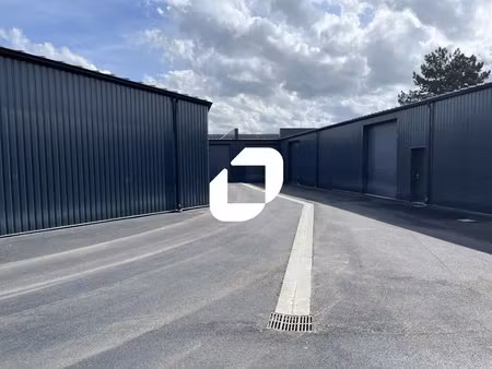 location local d'activités 180 m² à 939 m²