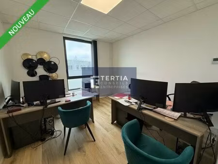 location bureaux 94 m²