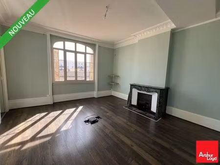 location bureaux 77 m²