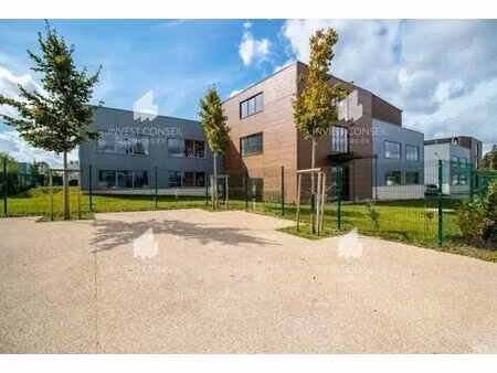 location bureaux 133 m²