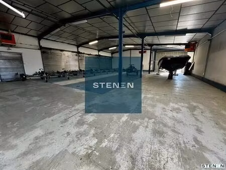 location entrepôt 600 m²