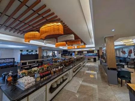 location commerce 1 200 m²