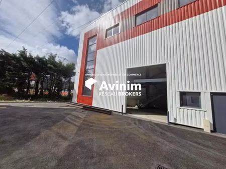 location entrepôt 170 m²