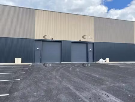 location local d’activités flins sur seine 78410 374m²