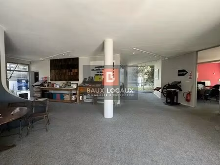 location local d’activités cavaillon 84300 1613m²