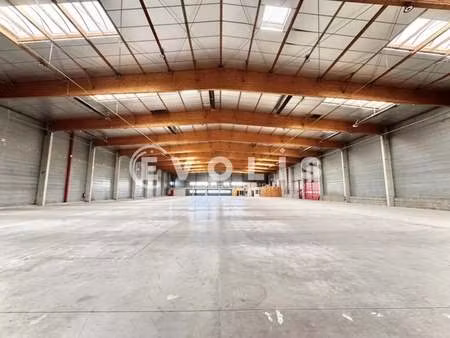 location local d'activités 3 930 m²