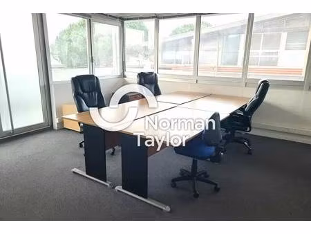 location bureaux 178 m²