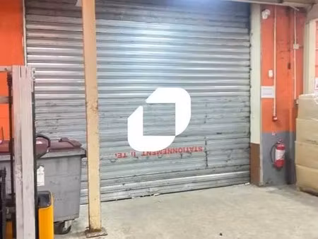 location local d'activités 1 130 m²