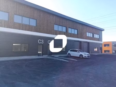 location local d'activités 64 m² à 305 m²