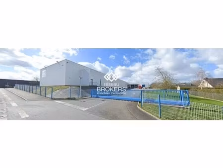 location local d'activités 7 337 m²