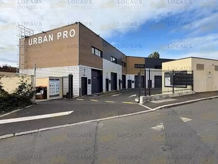 location local d’activités épinay-sur-seine 93800 110m²