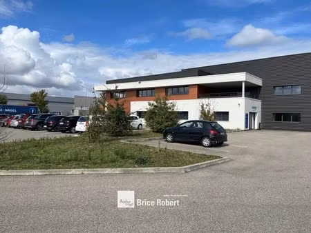 location local d'activités 3 430 m²