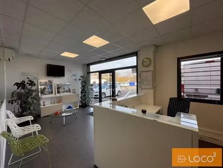 location local d’activités montrabé 31850 1021m²