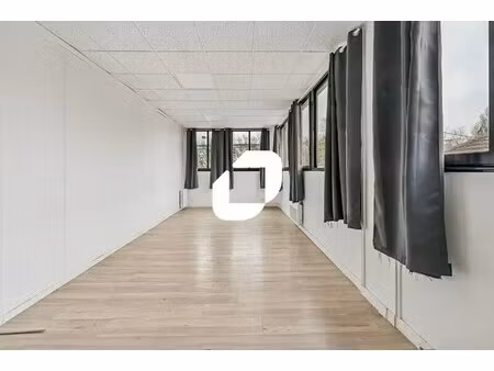 location bureaux 30 m² à 365 m²