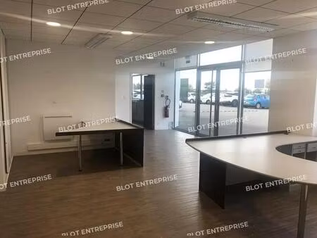 location bureaux 175 m²