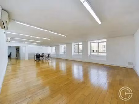location bureaux 284 m²
